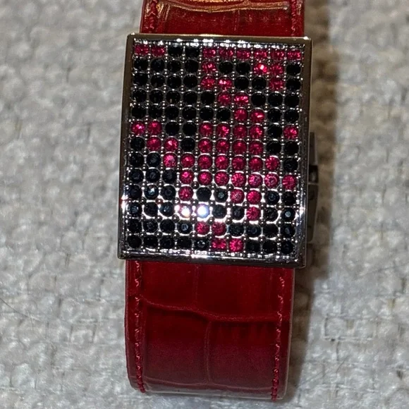 Swarovski Red & Black Crystal Panel Bracelet Swan Stamp - Picture 1 of 4